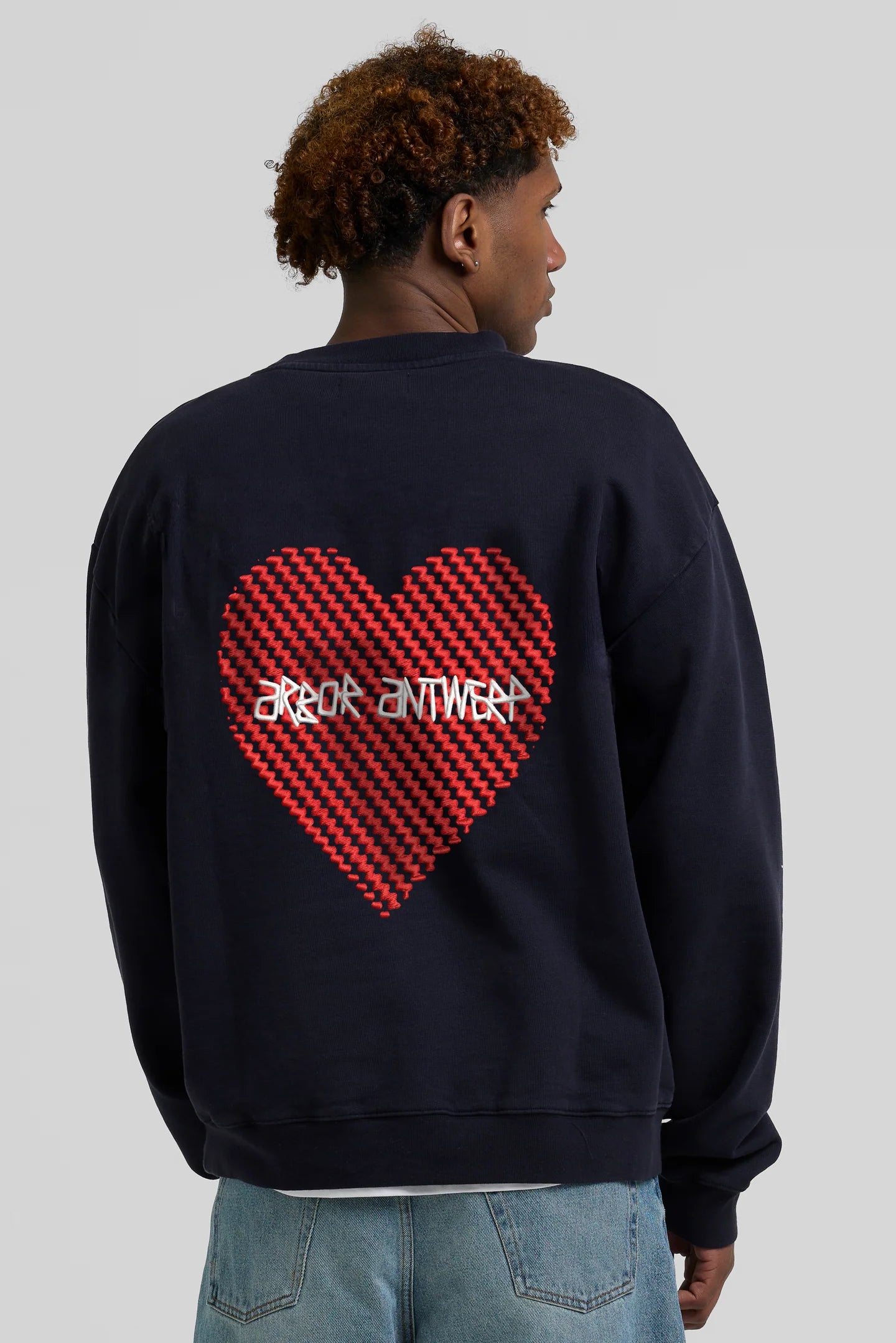ARBOR ANTWERP Heartwork Crewneck Blue