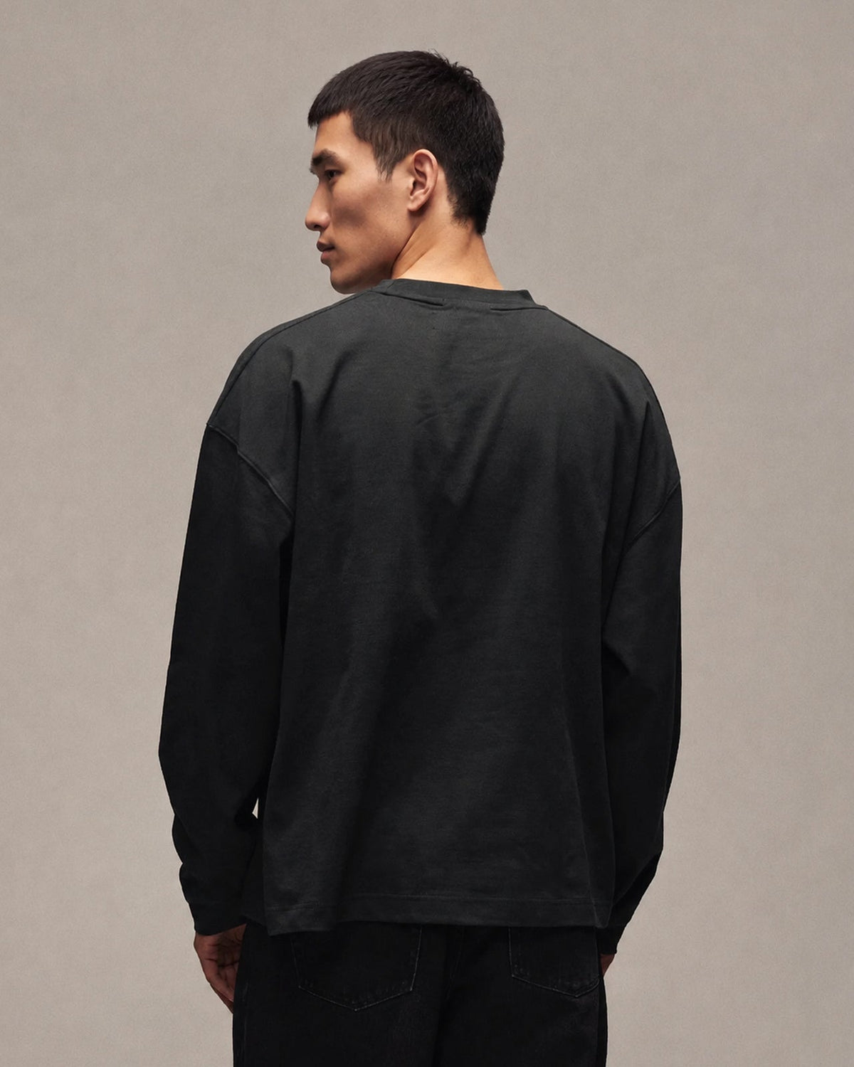 SIXTH BLOOM HOUSE Basic Longsleeve Black