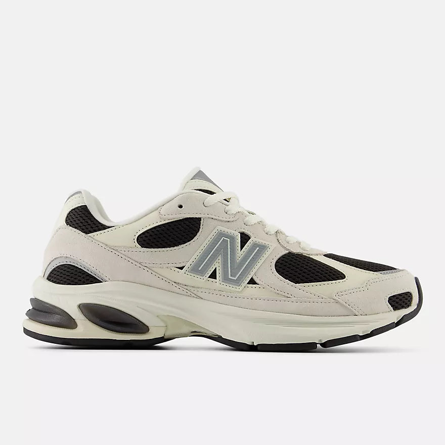 NEW BALANCE 2010 Sea Salt Black Cement