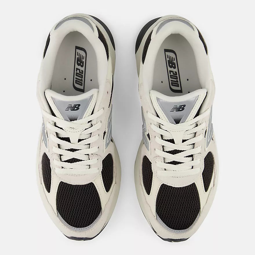 NEW BALANCE 2010 Sea Salt Black Cement