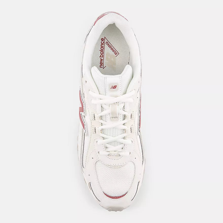 NEW BALANCE 204 Sea Salt Red Rock