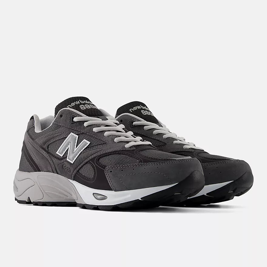 NEW BALANCE 880 Castlerock Black Cement