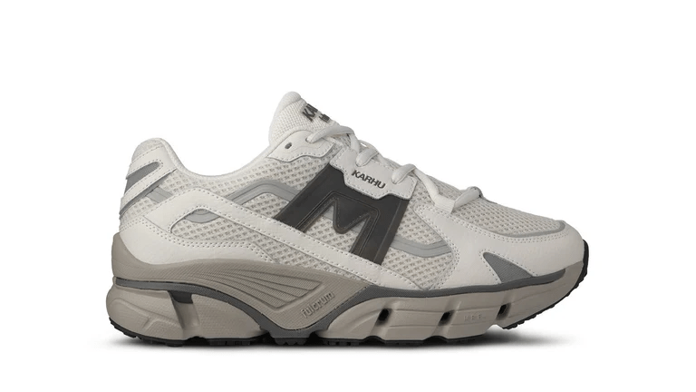 KARHU Super Fulcrum Blanc De Blanc Dark Gull Gray